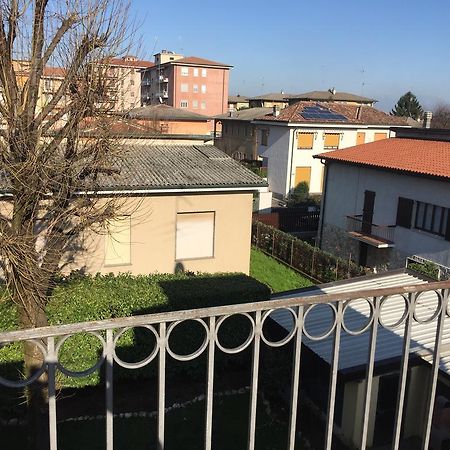 Guesthouse Flora لودي المظهر الخارجي الصورة