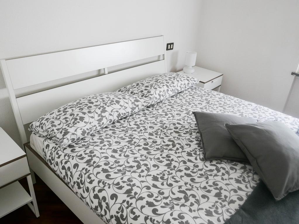 Guesthouse Flora لودي المظهر الخارجي الصورة